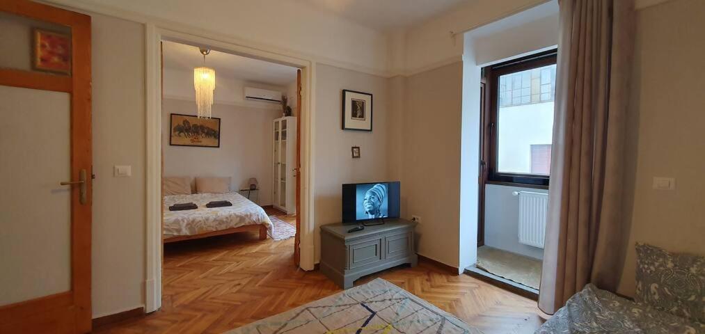 Elegant Apartment Near Rosetti Square บูคาเรสต์ ภายนอก รูปภาพ